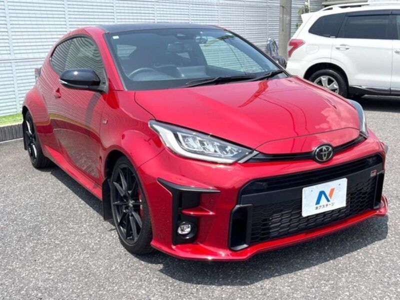 GR YARIS