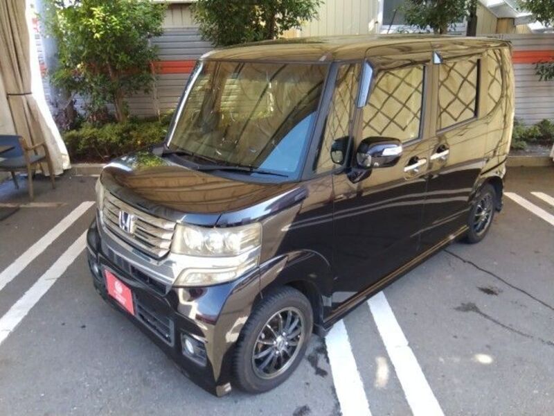 N BOX CUSTOM