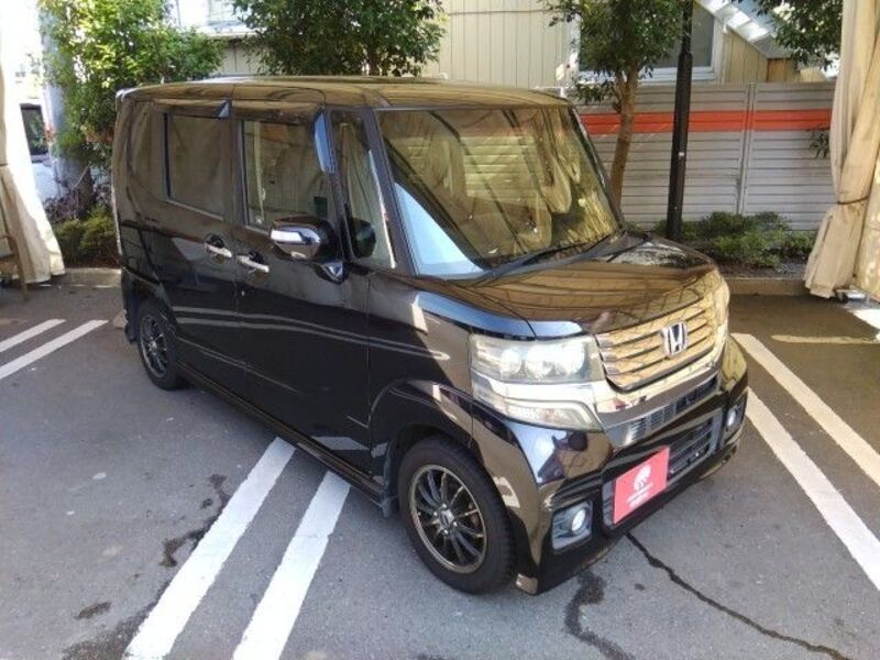 N BOX CUSTOM