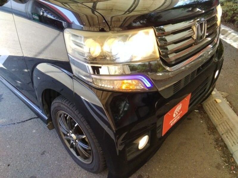 N BOX CUSTOM