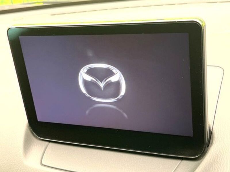 MAZDA2