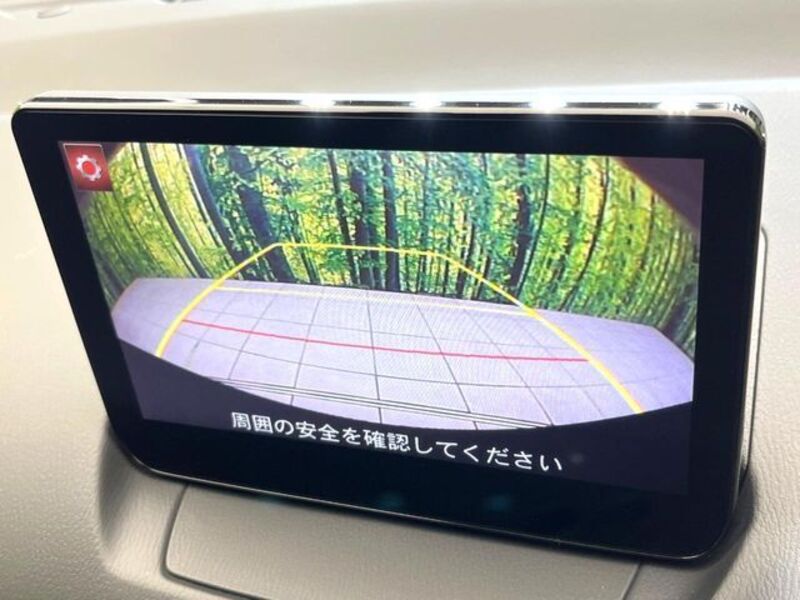 MAZDA2