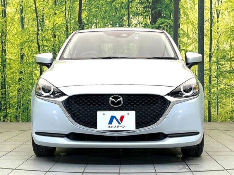 MAZDA2
