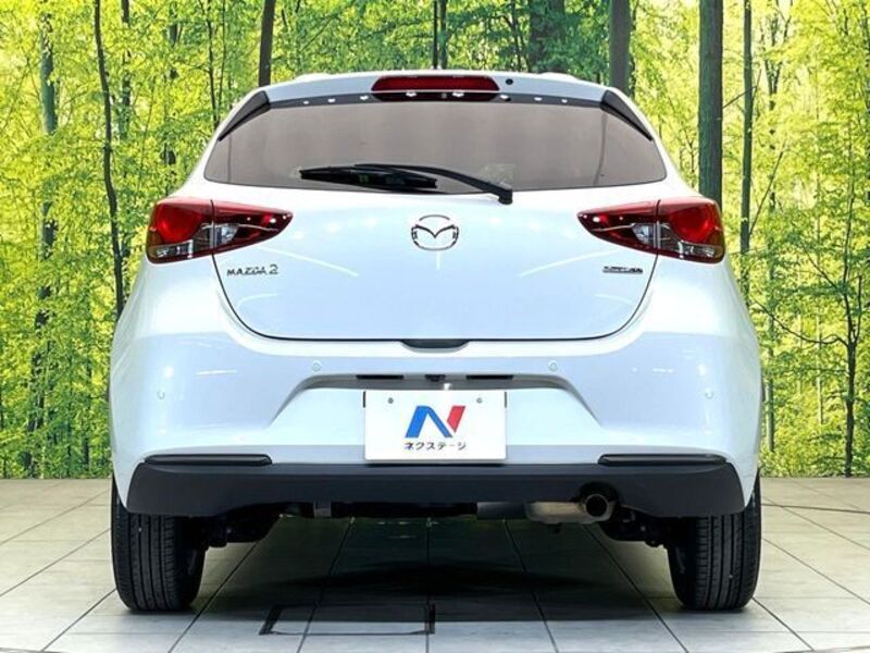 MAZDA2