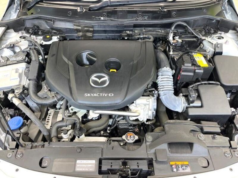MAZDA2