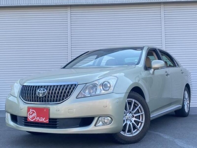 TOYOTA CROWN MAJESTA