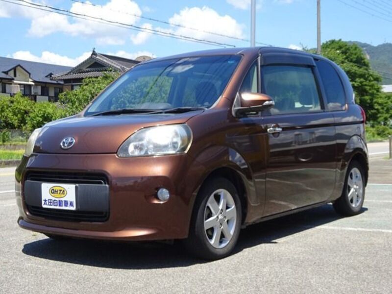 TOYOTA PORTE
