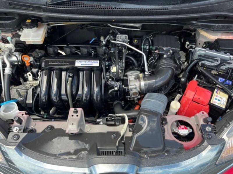 FIT HYBRID