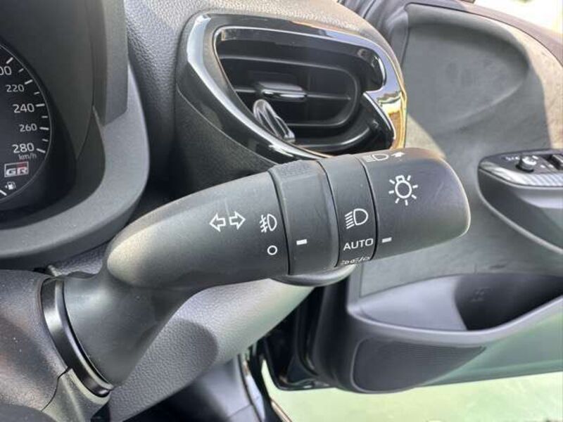 GR YARIS