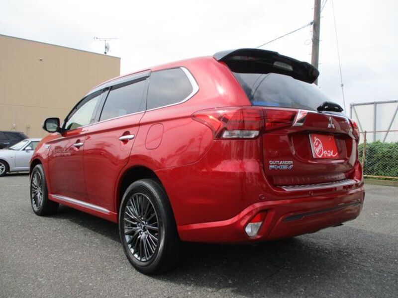 OUTLANDER PHEV