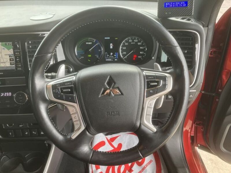 OUTLANDER PHEV