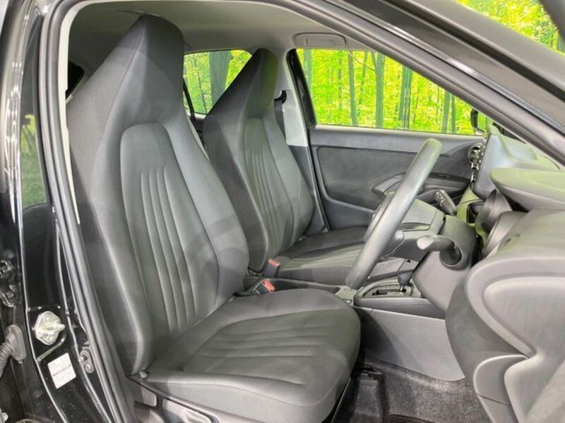 YARIS CROSS