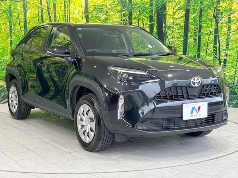 YARIS CROSS