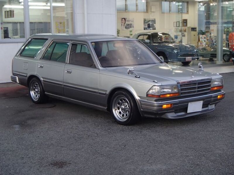 GLORIA WAGON