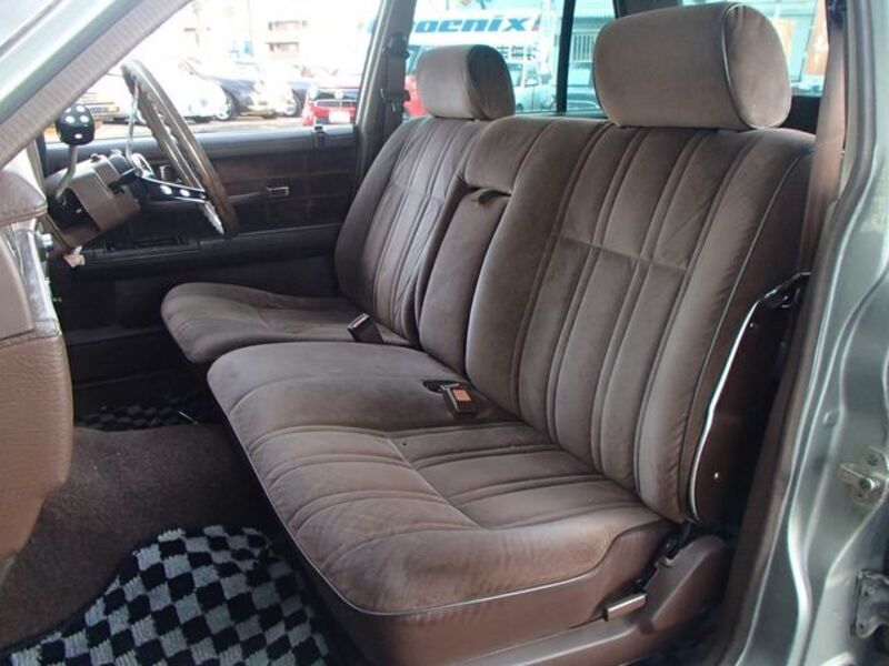GLORIA WAGON