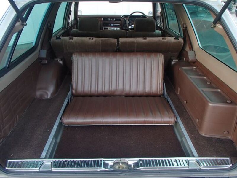 GLORIA WAGON
