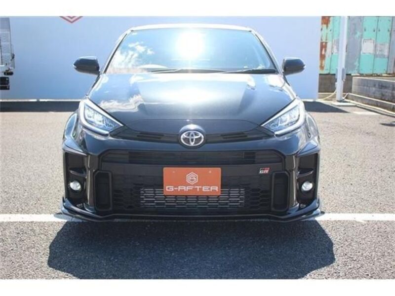 GR YARIS