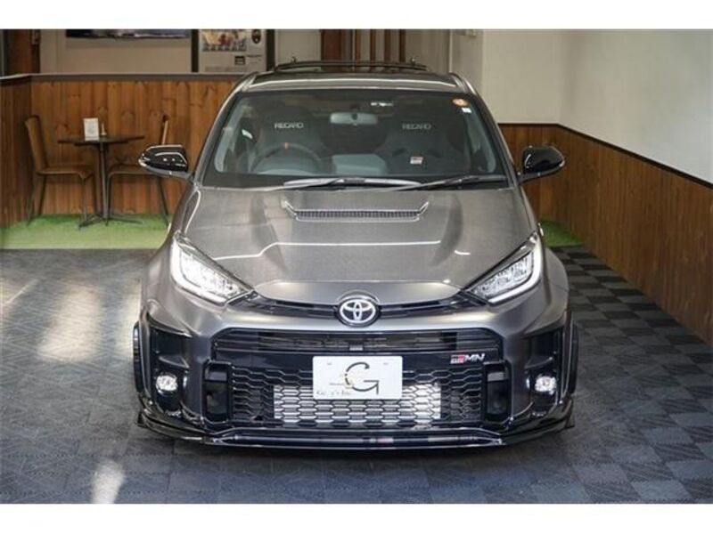GR YARIS
