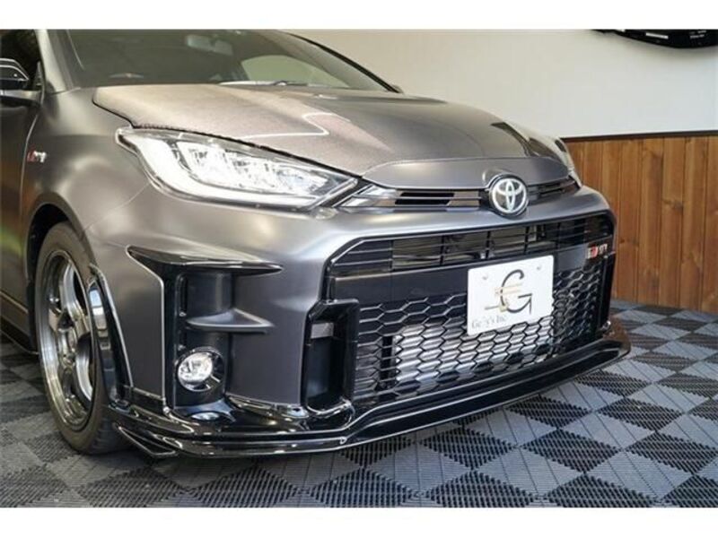GR YARIS