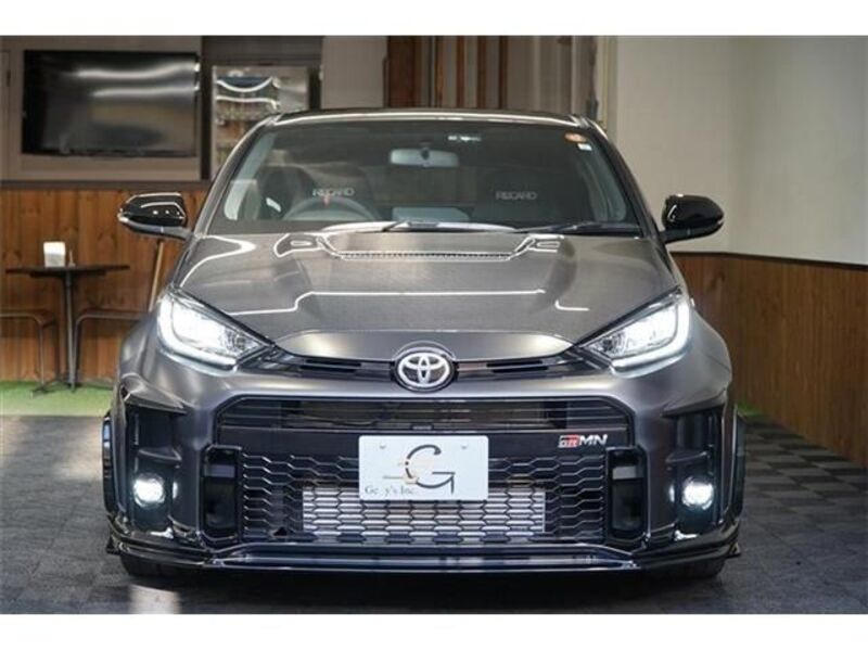 GR YARIS