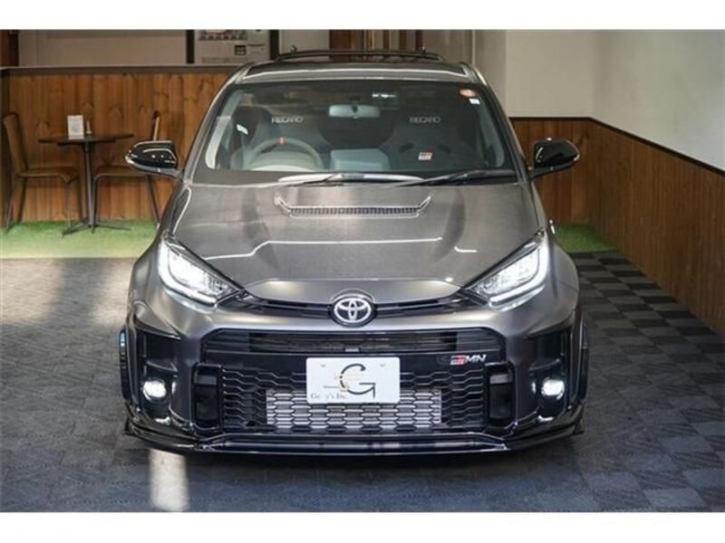 GR YARIS