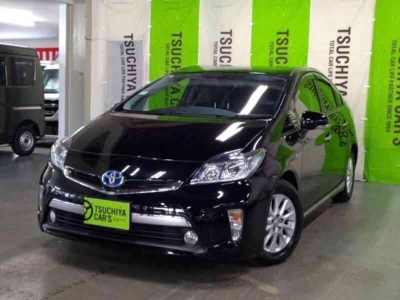TOYOTA PRIUS PHV