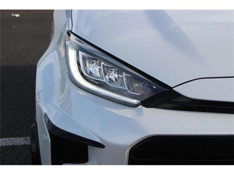 GR YARIS