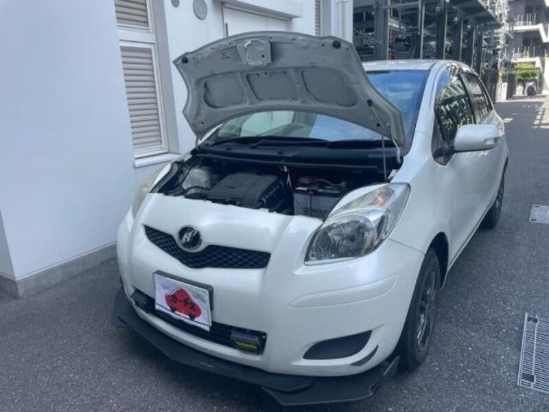 TOYOTA VITZ