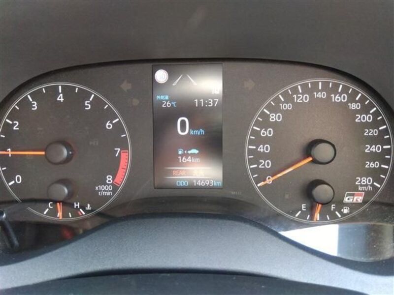 GR YARIS