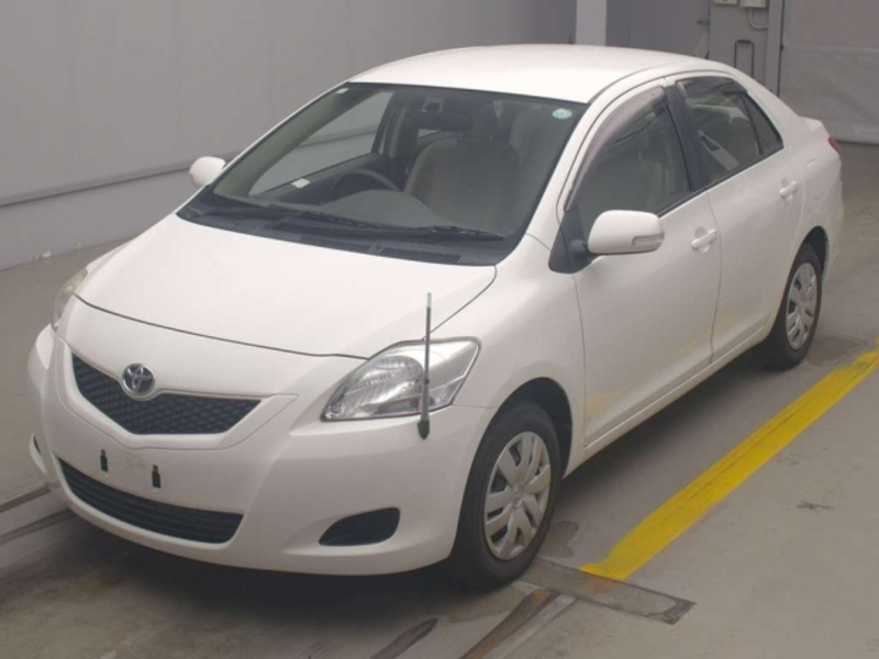 TOYOTA BELTA