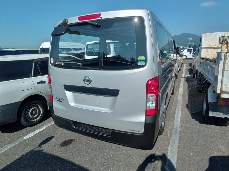 CARAVAN VAN