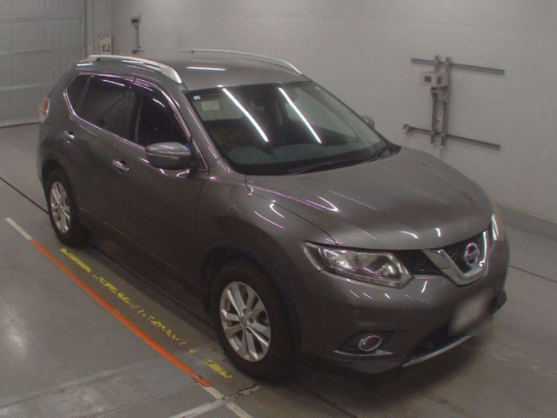 X-TRAIL