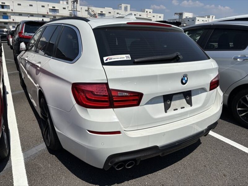 5 SERIES