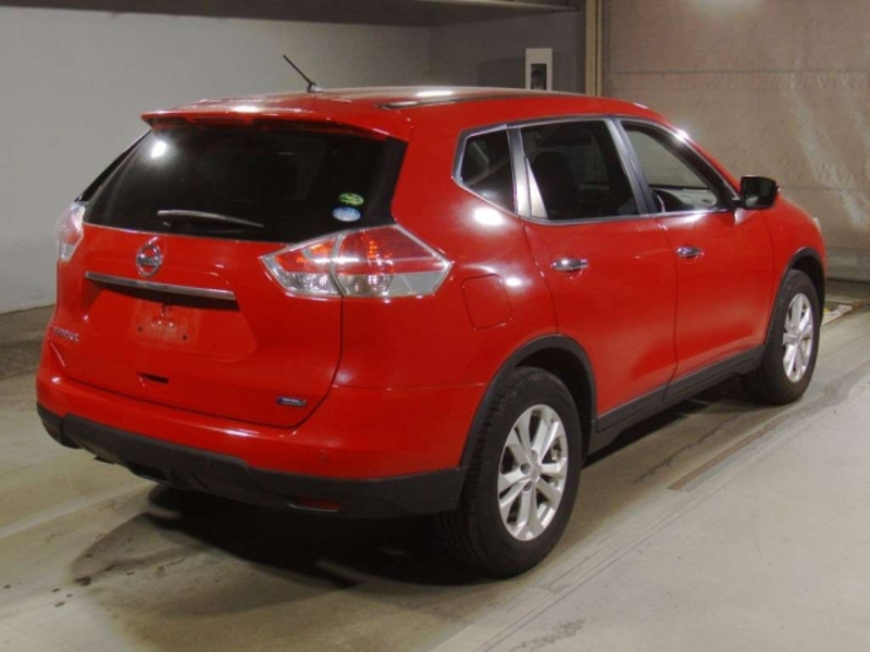 X-TRAIL