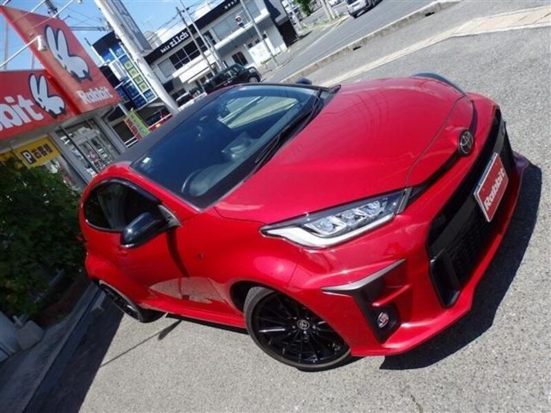 GR YARIS