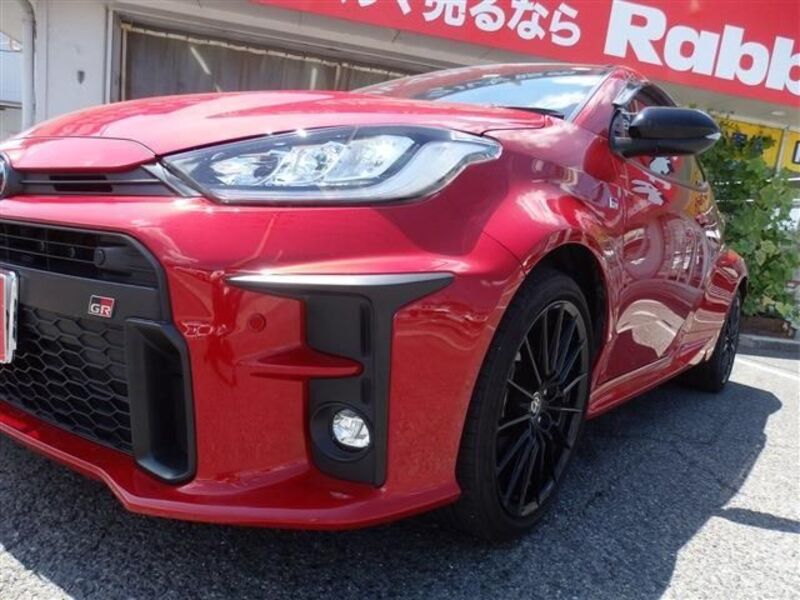 GR YARIS
