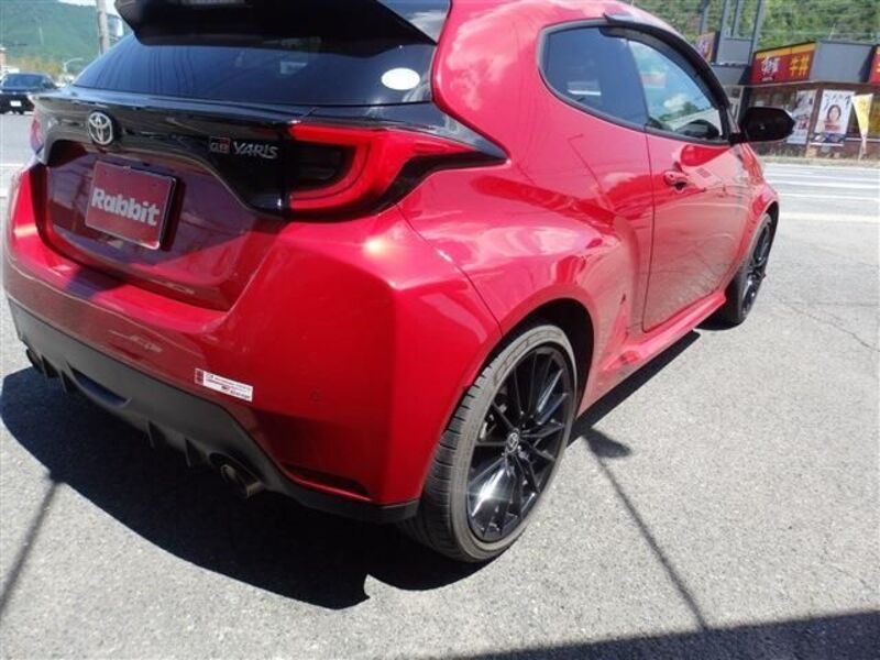 GR YARIS