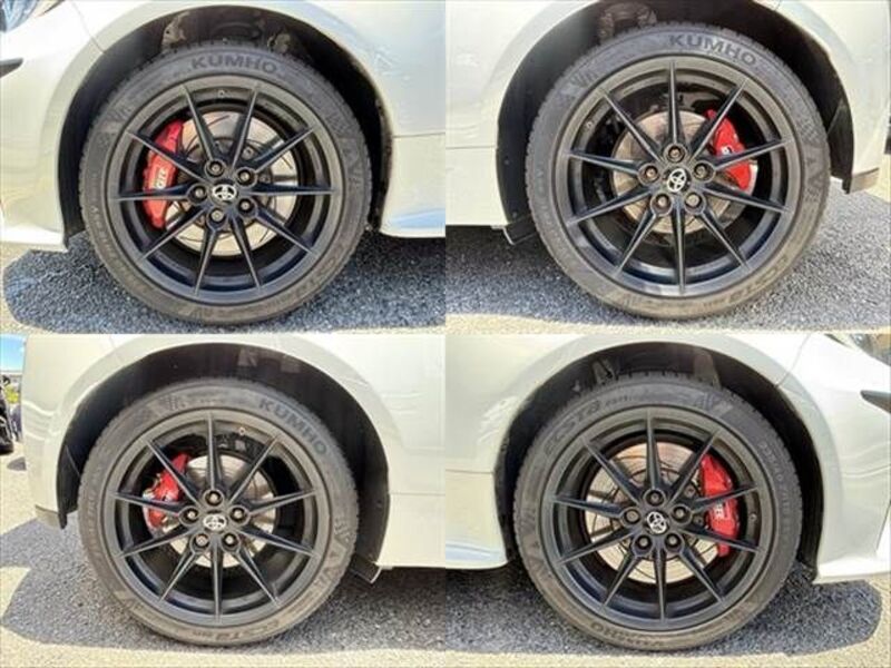 GR YARIS
