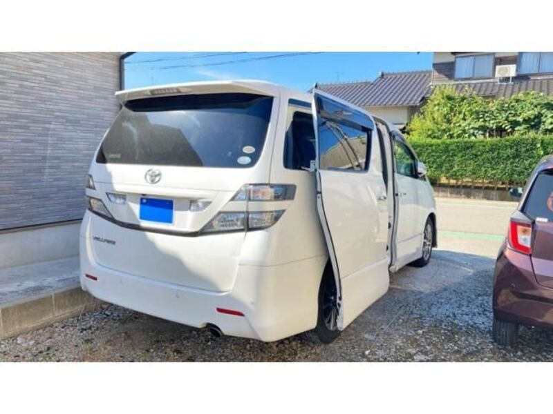 VELLFIRE