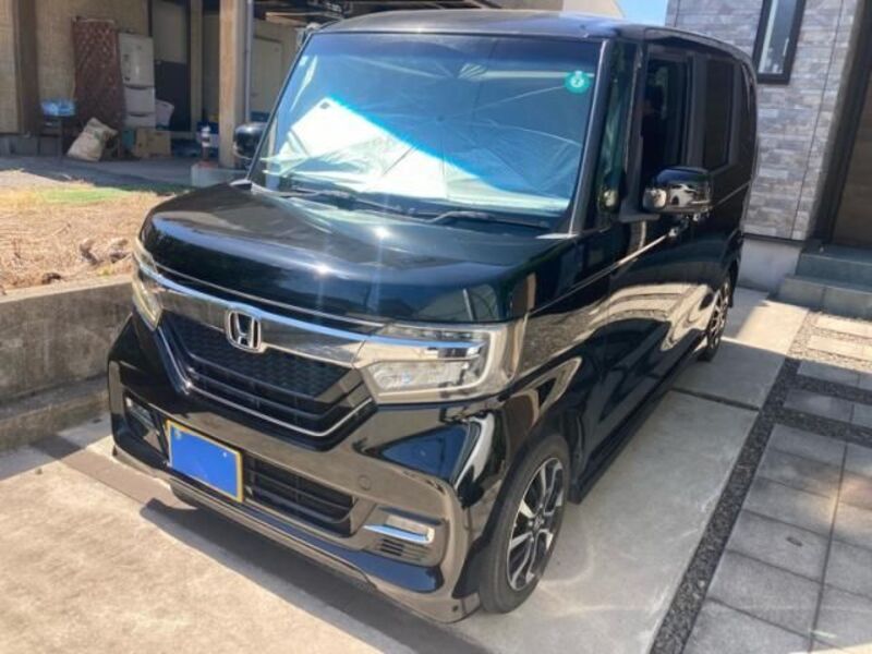 N BOX CUSTOM
