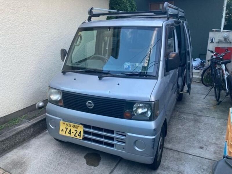 NISSAN CLIPPER VAN
