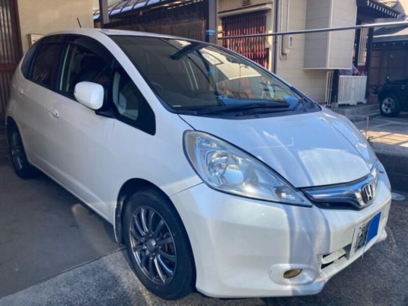 FIT HYBRID-0