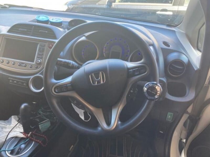 FIT HYBRID