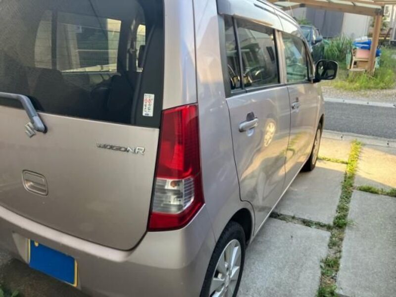 WAGON R