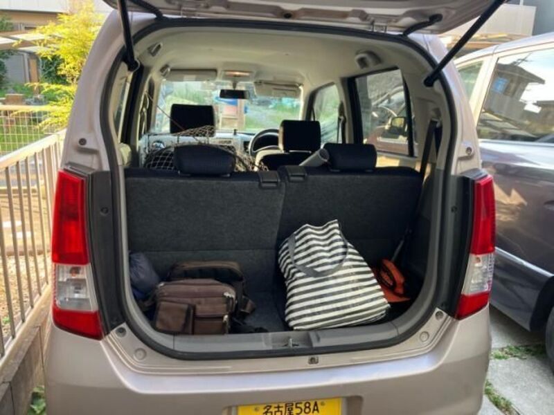 WAGON R