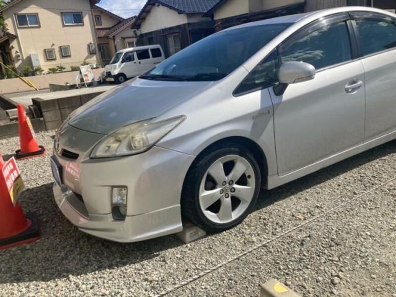 PRIUS
