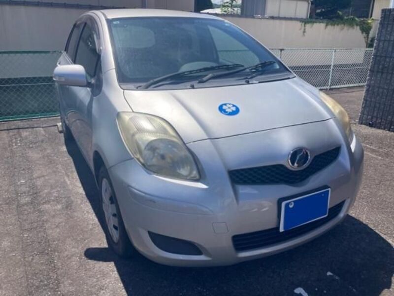 TOYOTA VITZ