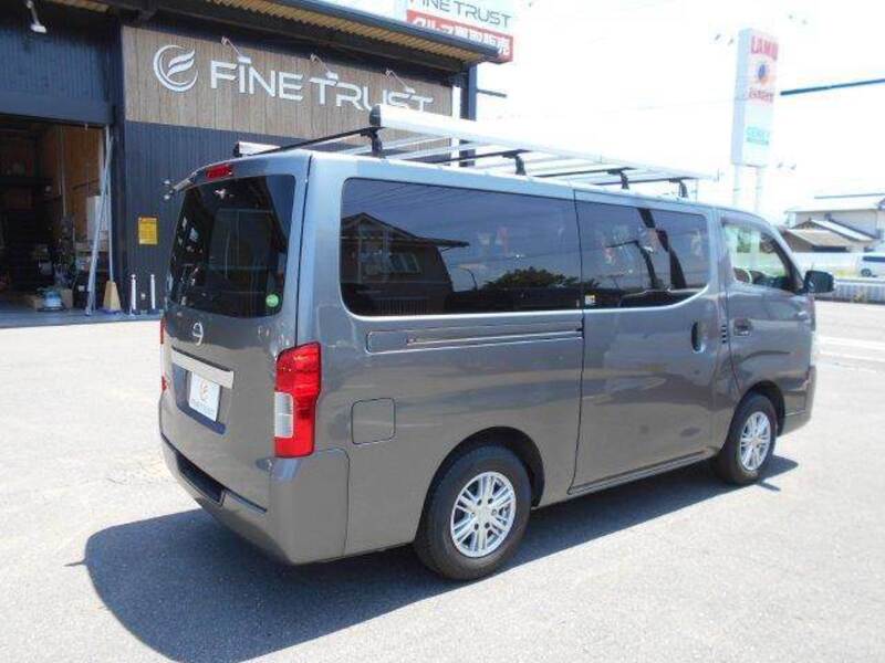 NV350 CARAVAN