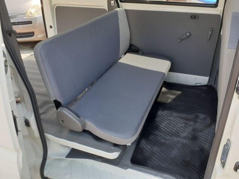 MINICAB VAN