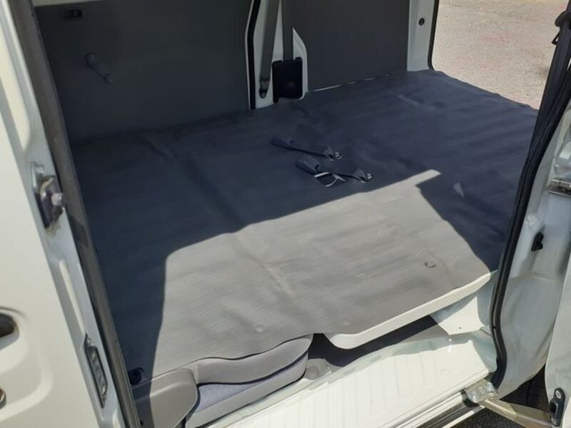 MINICAB VAN